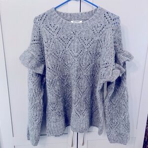 Bundle: two sweaters